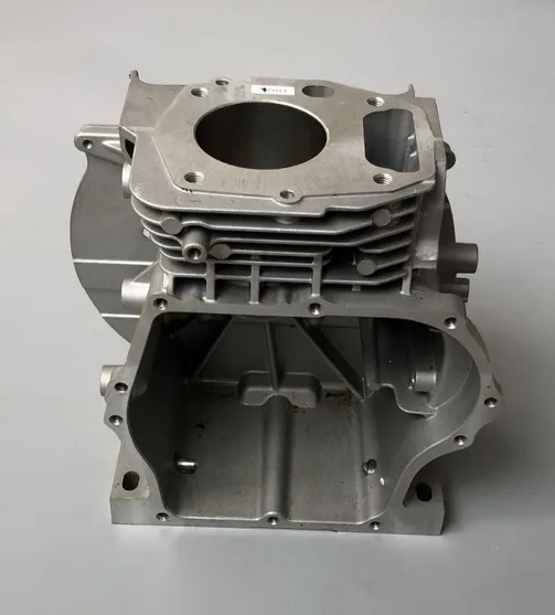Robin EY20 EH12 EX17 Crankcase for Engine image 3