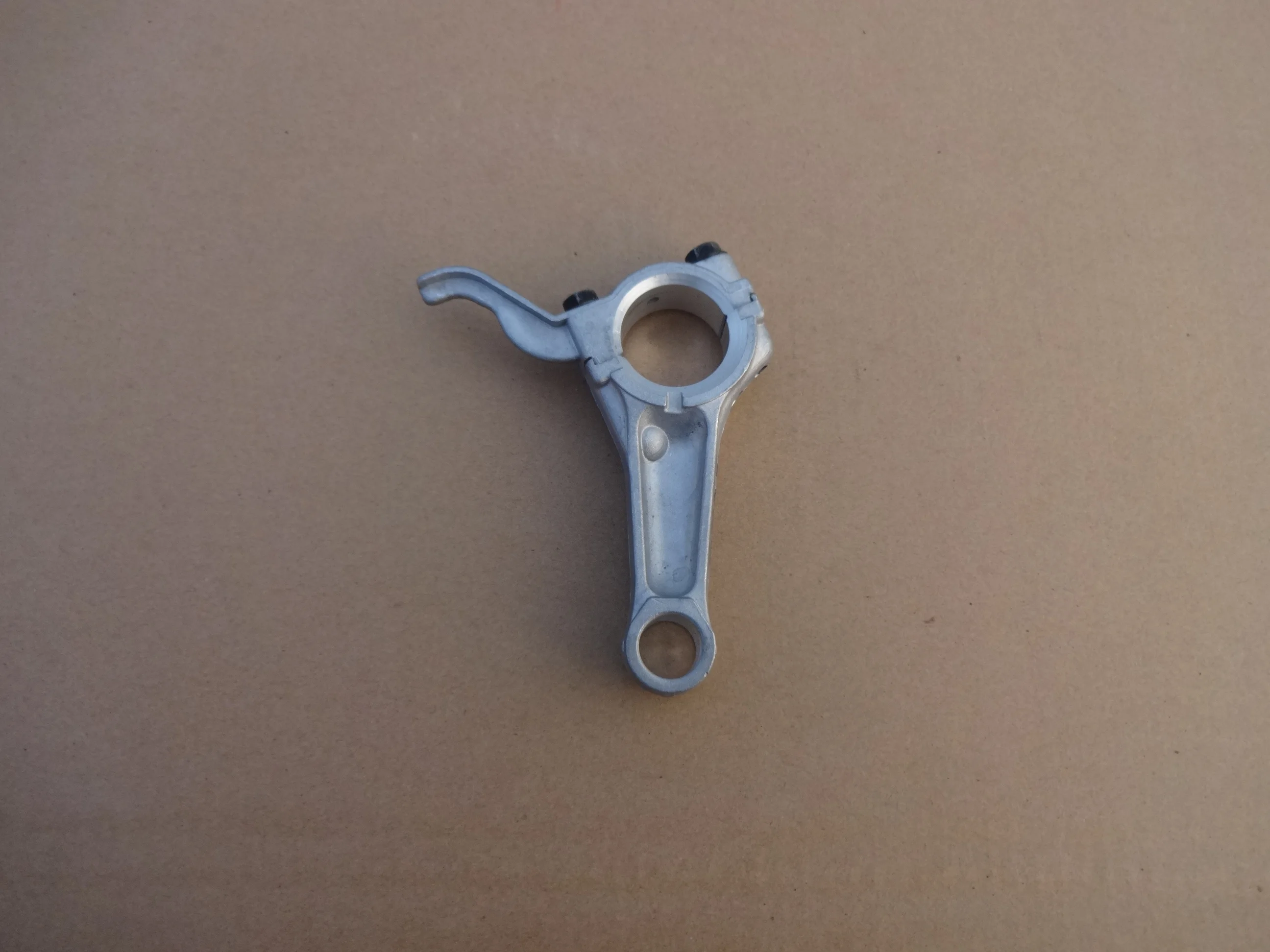 EH09 EH12 ER12 EX13 EX17 EX21 EX27 EX40 EY15 EY20 EY28 Connecting Rod Assy for Engine Parts image 4